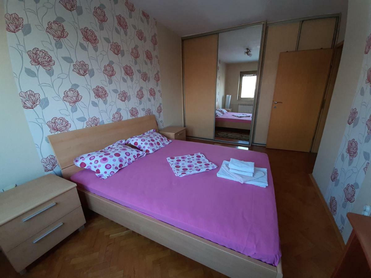 Square Exclusive Apartment 3N Skopje Exteriér fotografie