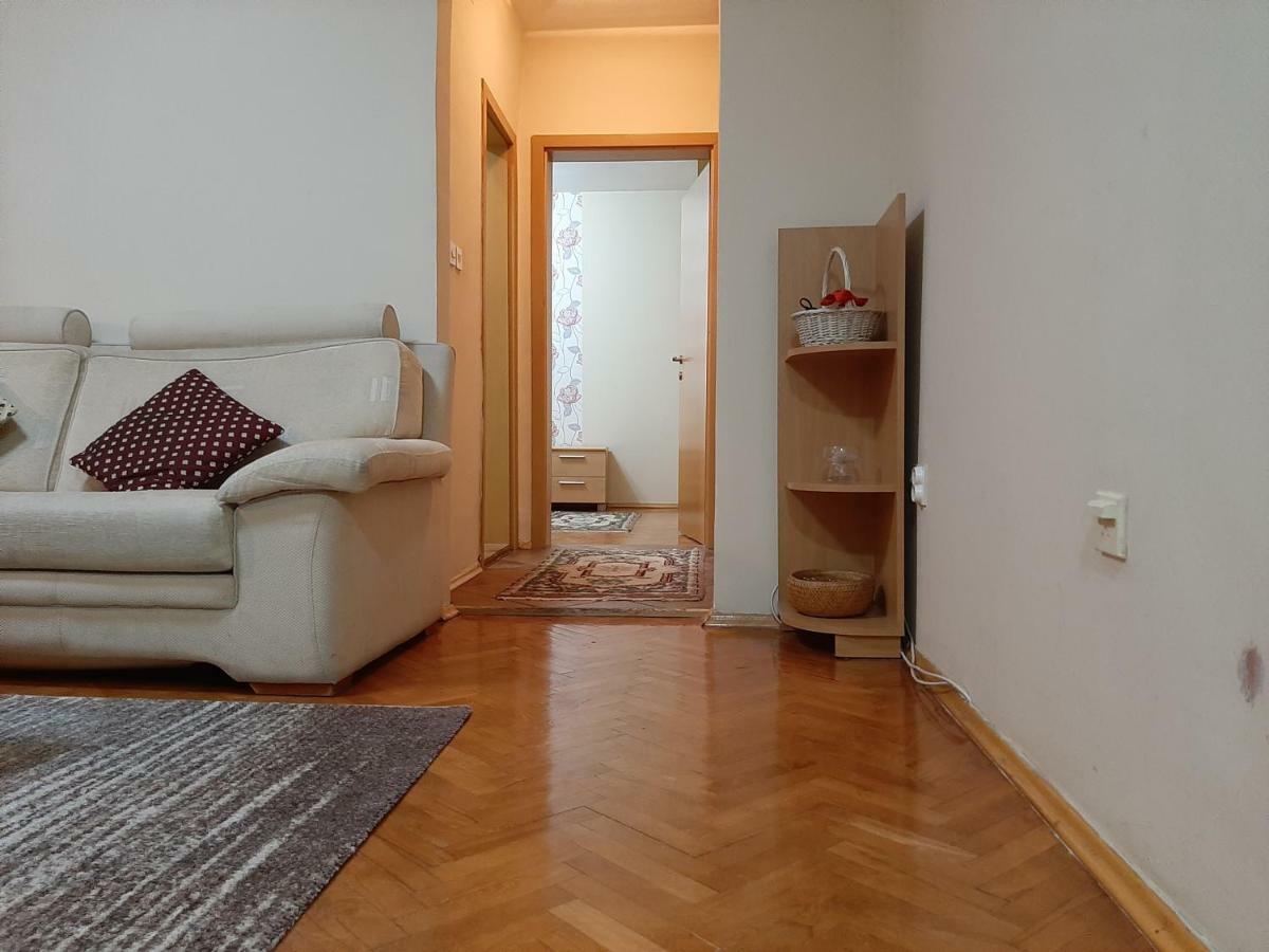 Square Exclusive Apartment 3N Skopje Exteriér fotografie